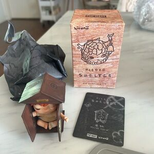 Pop Mart Hiroto Mantel Figure